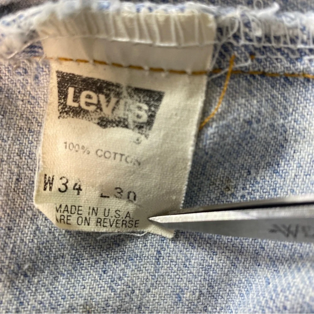 Vintage Levis Blank Tab 505xx 34X30 Measured‎ (32X28 )Thrashed Paint Jeans USA